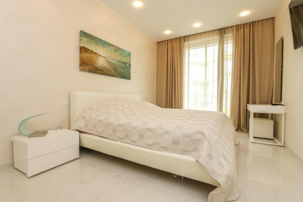 Seafront Modern Apartment Ніцца Екстер'єр фото